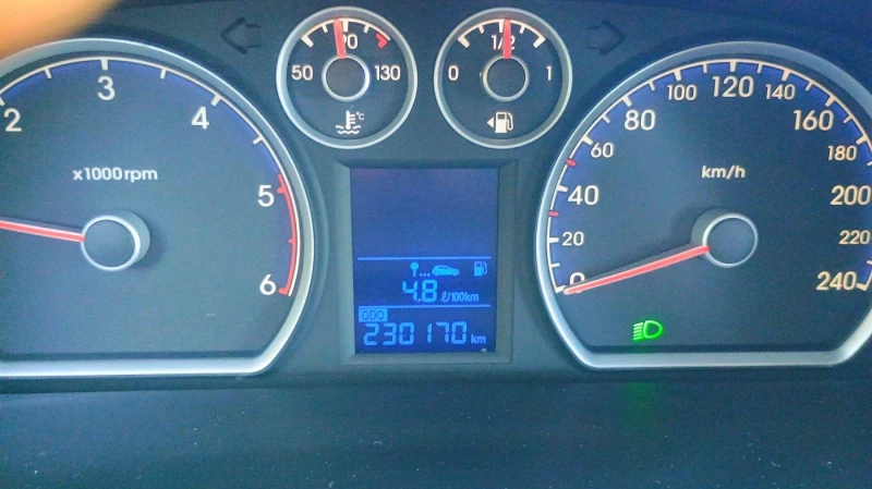 Hyundai I30, снимка 4 - Автомобили и джипове - 51604679