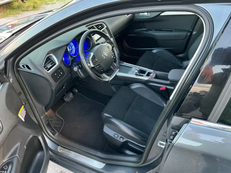 Citroen C4 1.6 HDI, снимка 13 - Автомобили и джипове - 52620798