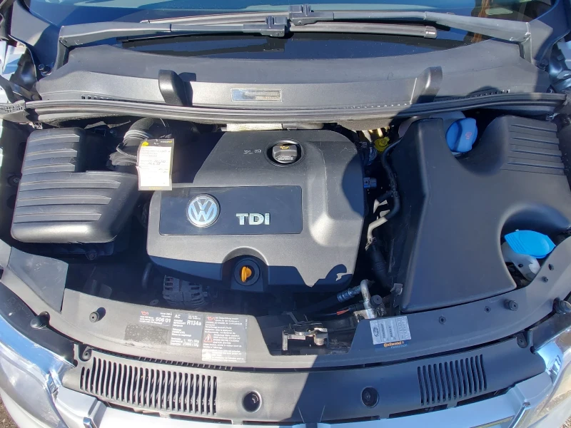 VW Sharan 1.9 TDI , снимка 16 - Автомобили и джипове - 53121820