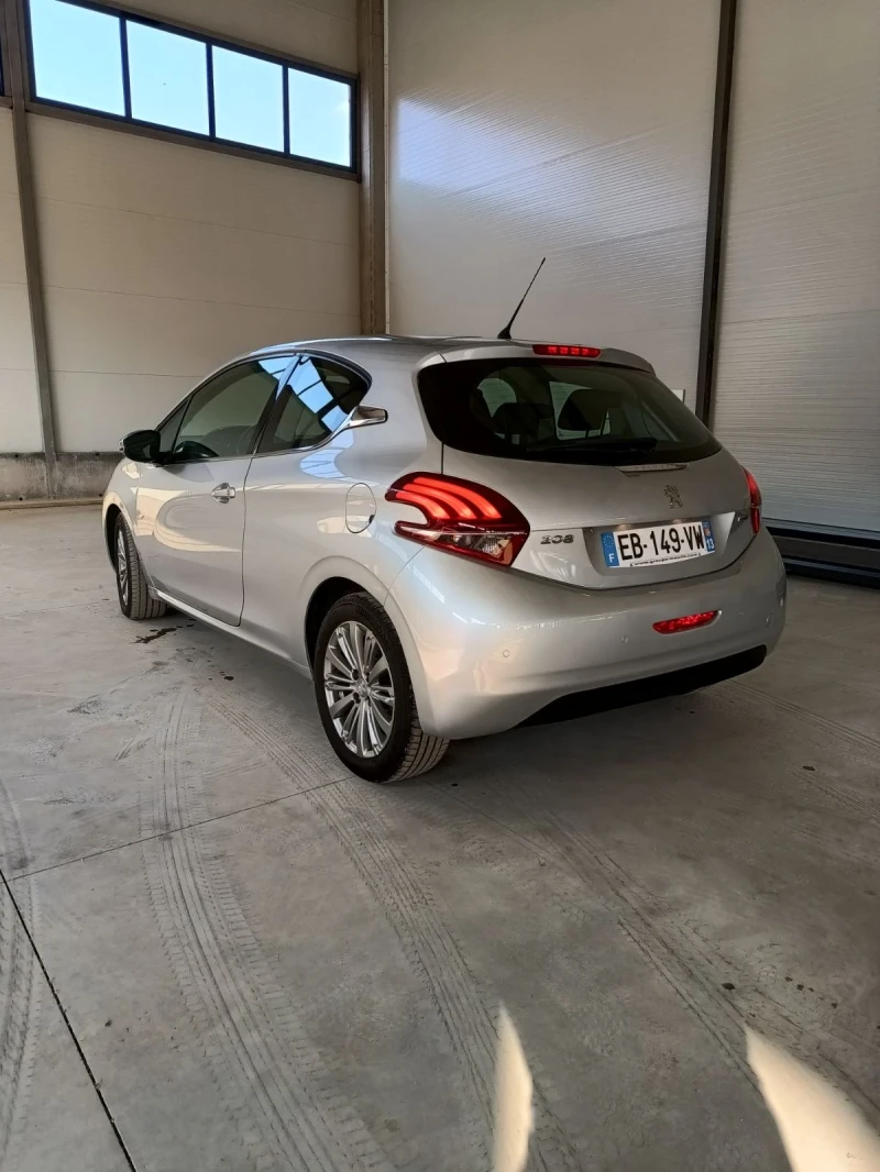 Peugeot 208 1600 Blue HDI, снимка 6 - Автомобили и джипове - 53238133