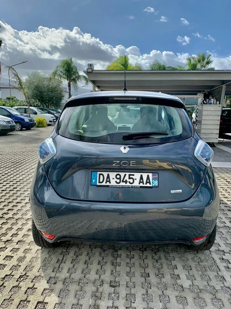 Renault Zoe Лек , снимка 5 - Автомобили и джипове - 48801034