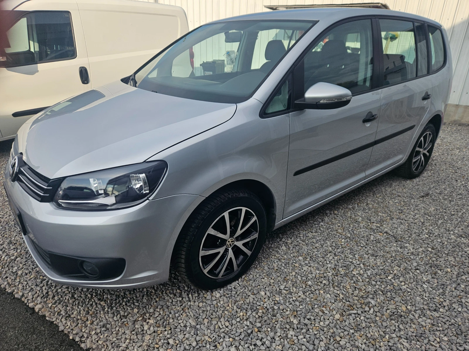 VW Touran 1.2I TSI 108000km - изображение 2