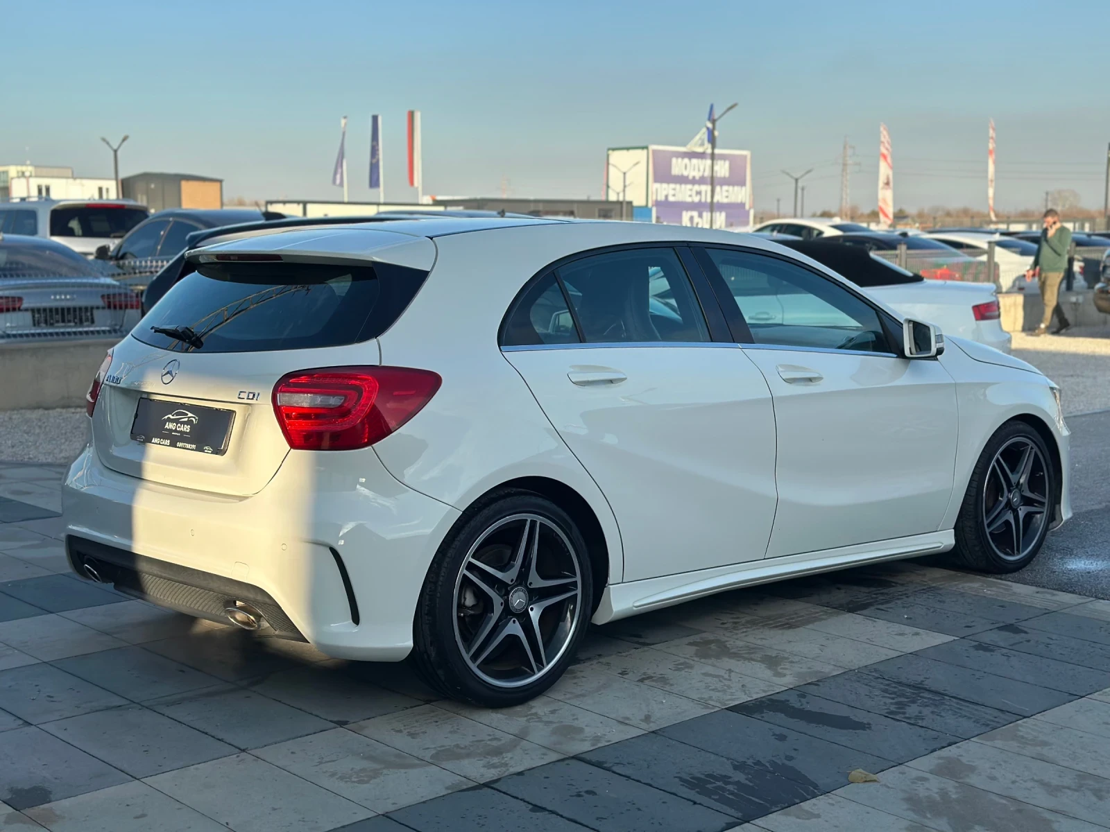 Mercedes-Benz A 180 * AMG LINE* Premium Edition* ПАНОРАМА*  - изображение 5