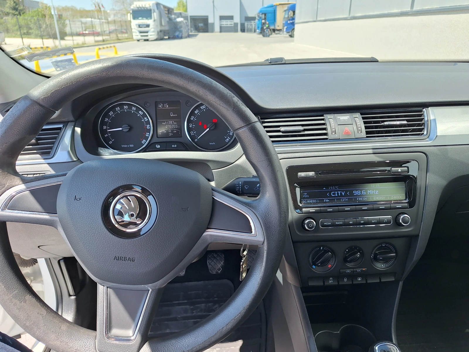 Skoda Rapid 1.6TDI - изображение 8