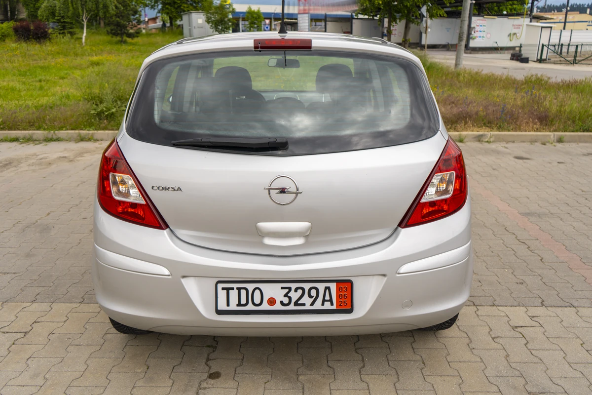 Opel Corsa D - изображение 4