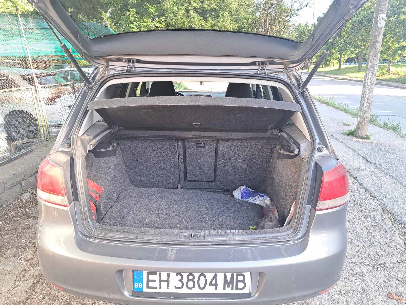 VW Golf 6 1.6 ГАЗОВА УРЕДБА - изображение 7