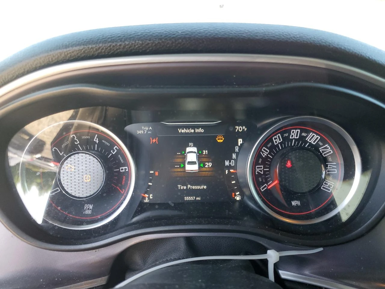 Dodge Challenger SXT* РЕАЛНИ КМ - изображение 10