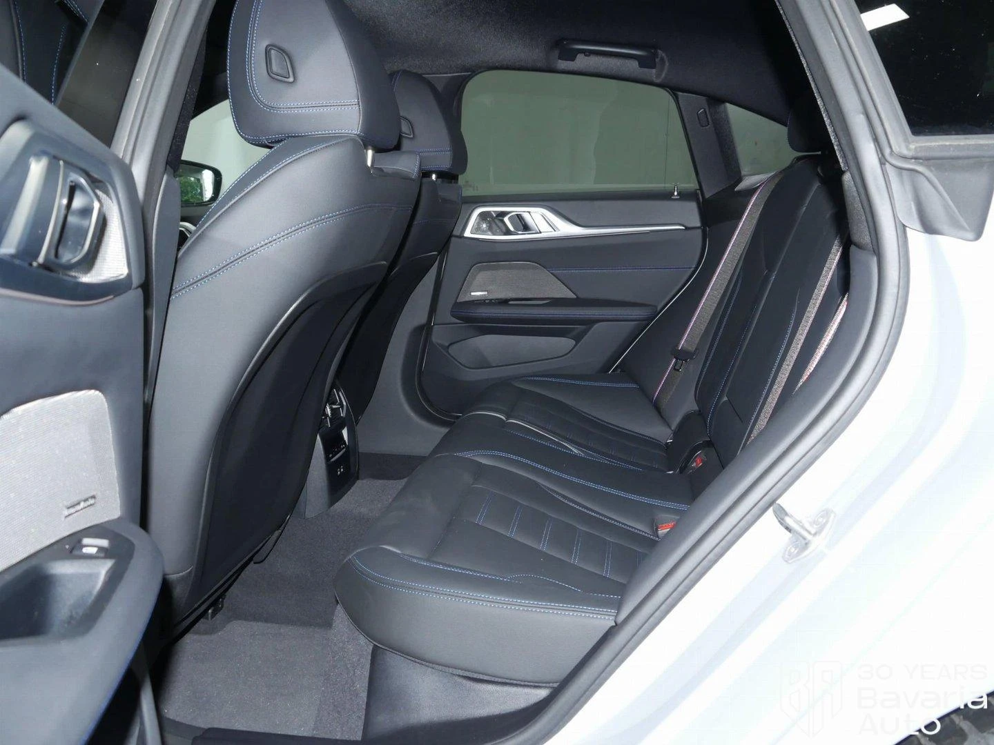 BMW 420 i Gran Coupe M Sport Paket - изображение 8