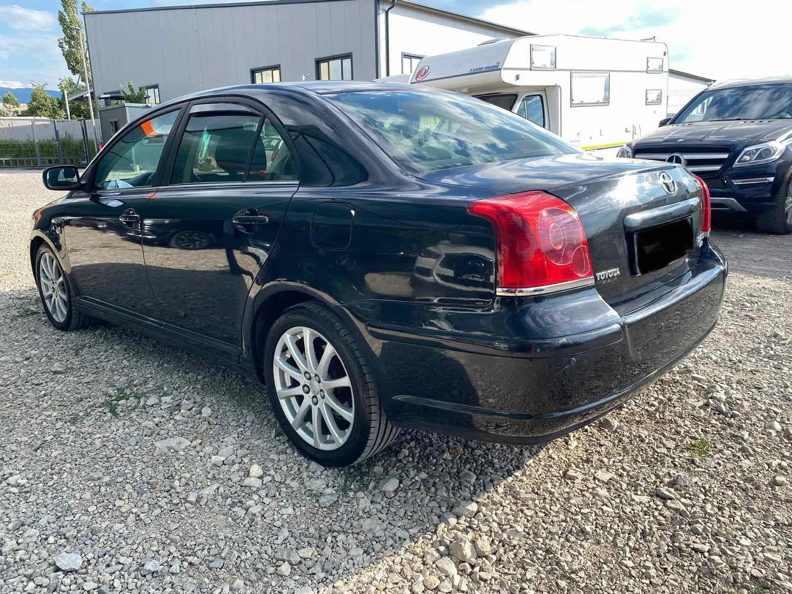 Toyota Avensis  - изображение 5