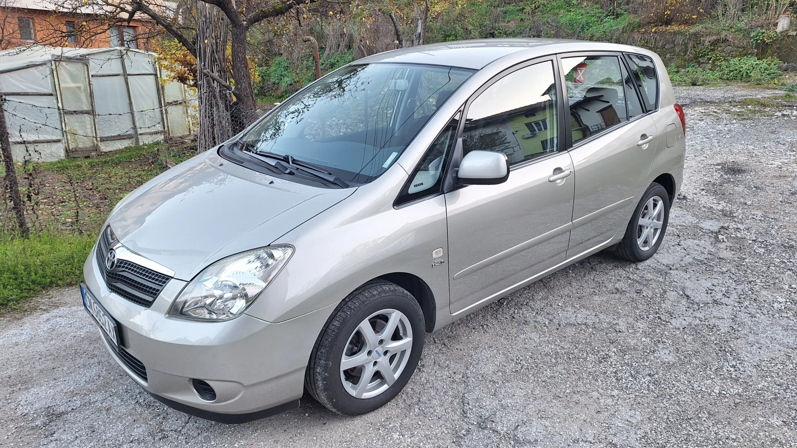 Toyota Corolla verso 2.0 D-4D | Mobile.bg   2