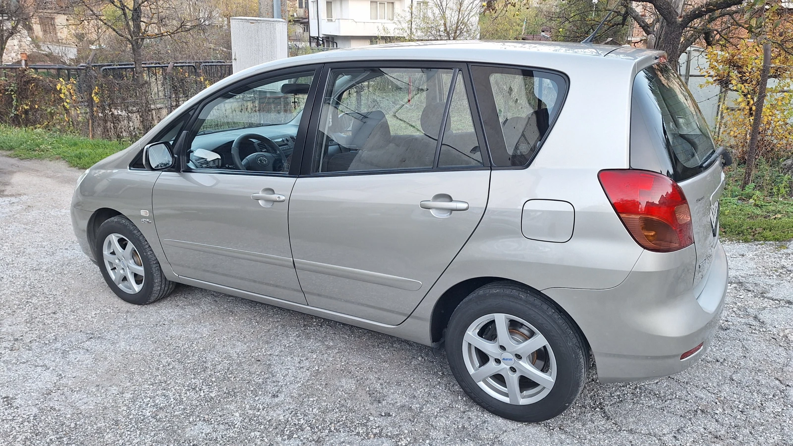 Toyota Corolla verso 2.0 D-4D | Mobile.bg   3