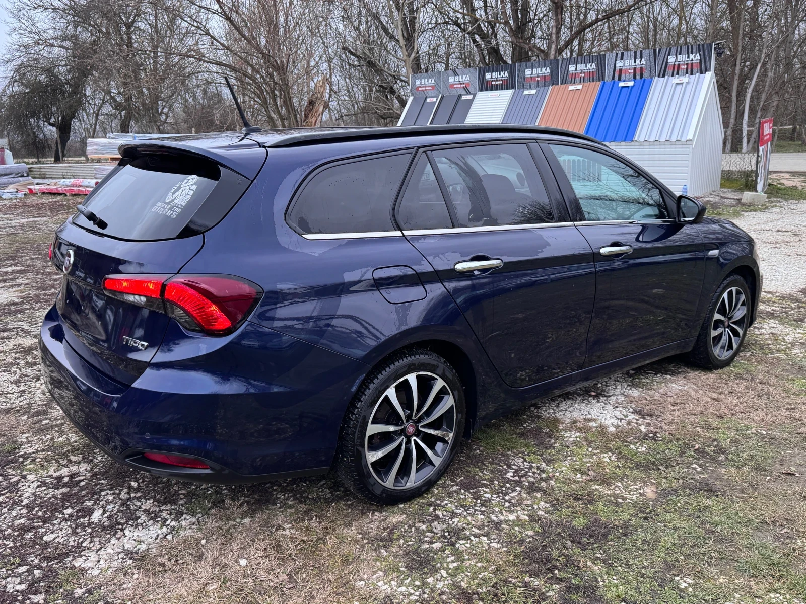 Fiat Tipo 1.4 i / NAVI / LED / 166000 km. | Mobile.bg � ����������� 3