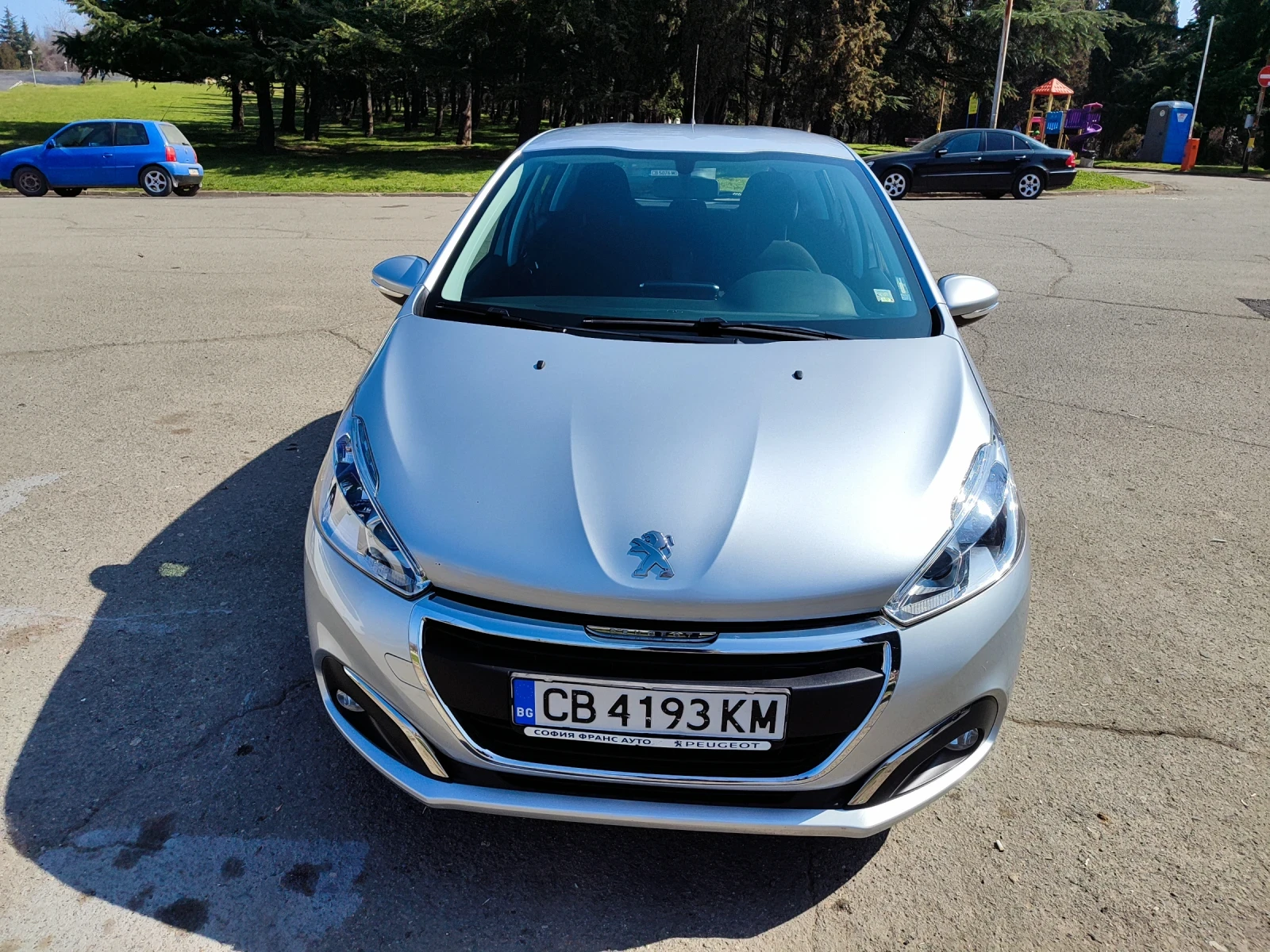 Peugeot 208, снимка 14 - Автомобили и джипове - 53878926