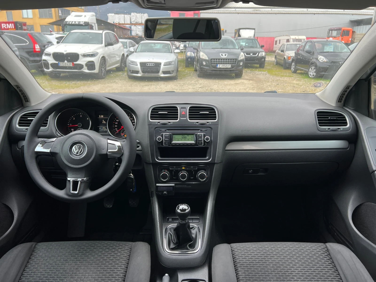 VW Golf 2.0TDI-110к.с./ Климатроник/ Италия, снимка 17 - Автомобили и джипове - 54218518