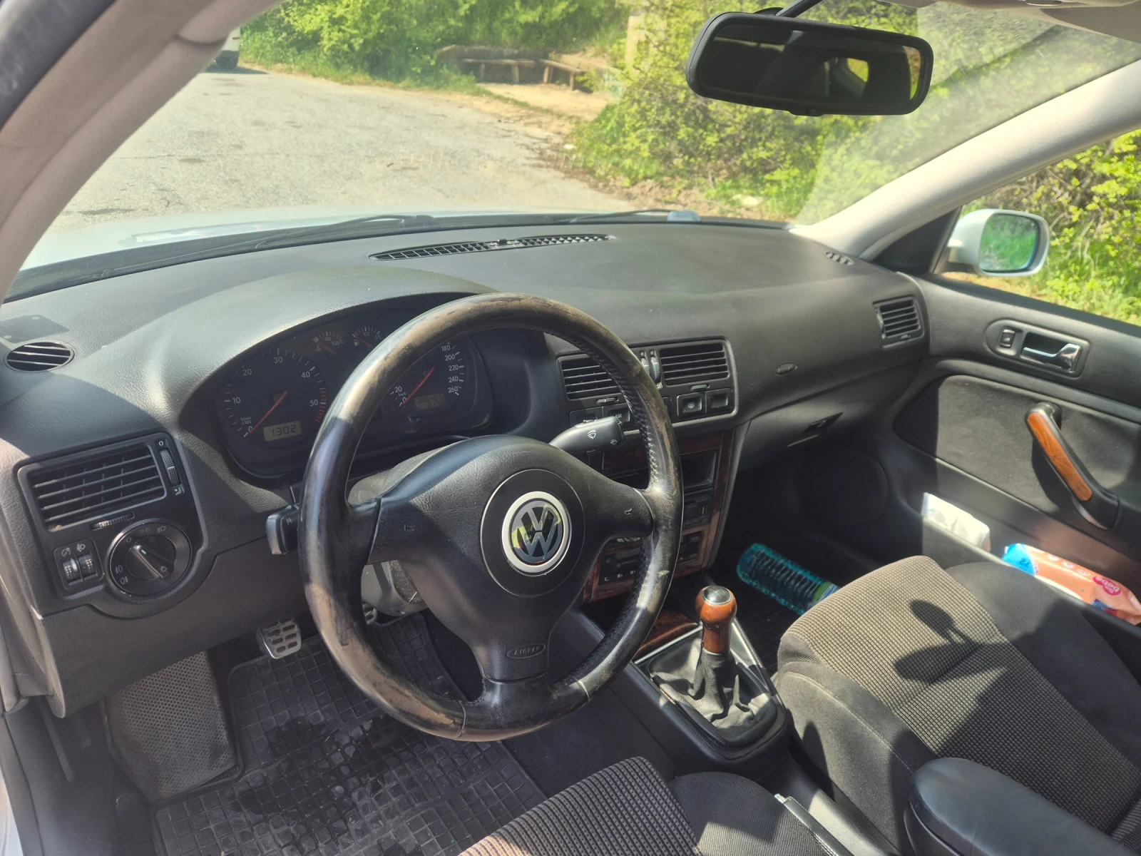 VW Bora, снимка 15 - Автомобили и джипове - 54258676