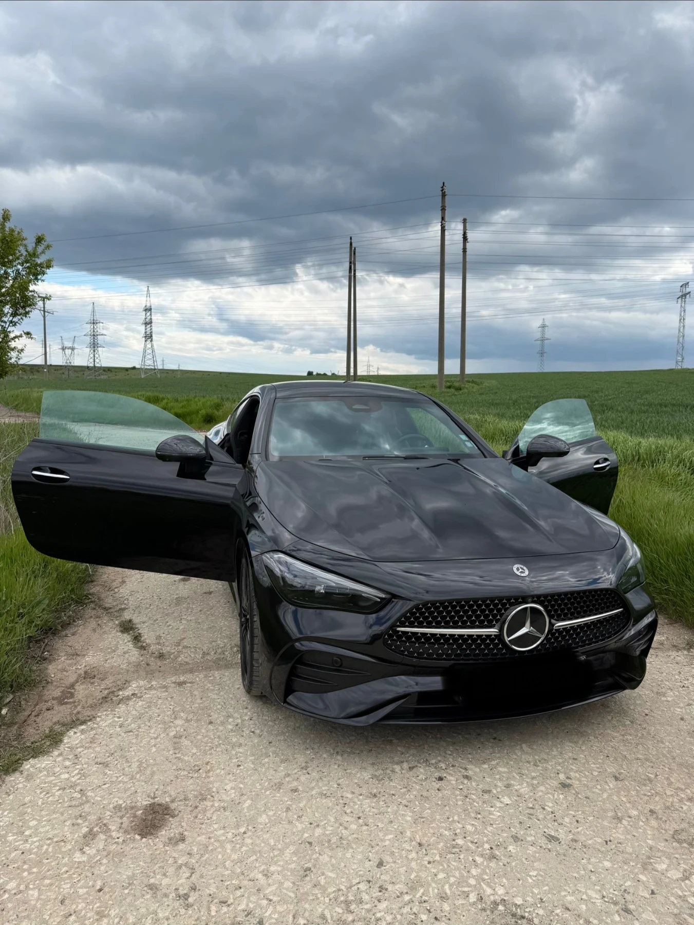 Mercedes-Benz CLE 450 Amg каско Армеец / full extras , снимка 2 - Автомобили и джипове - 54398909