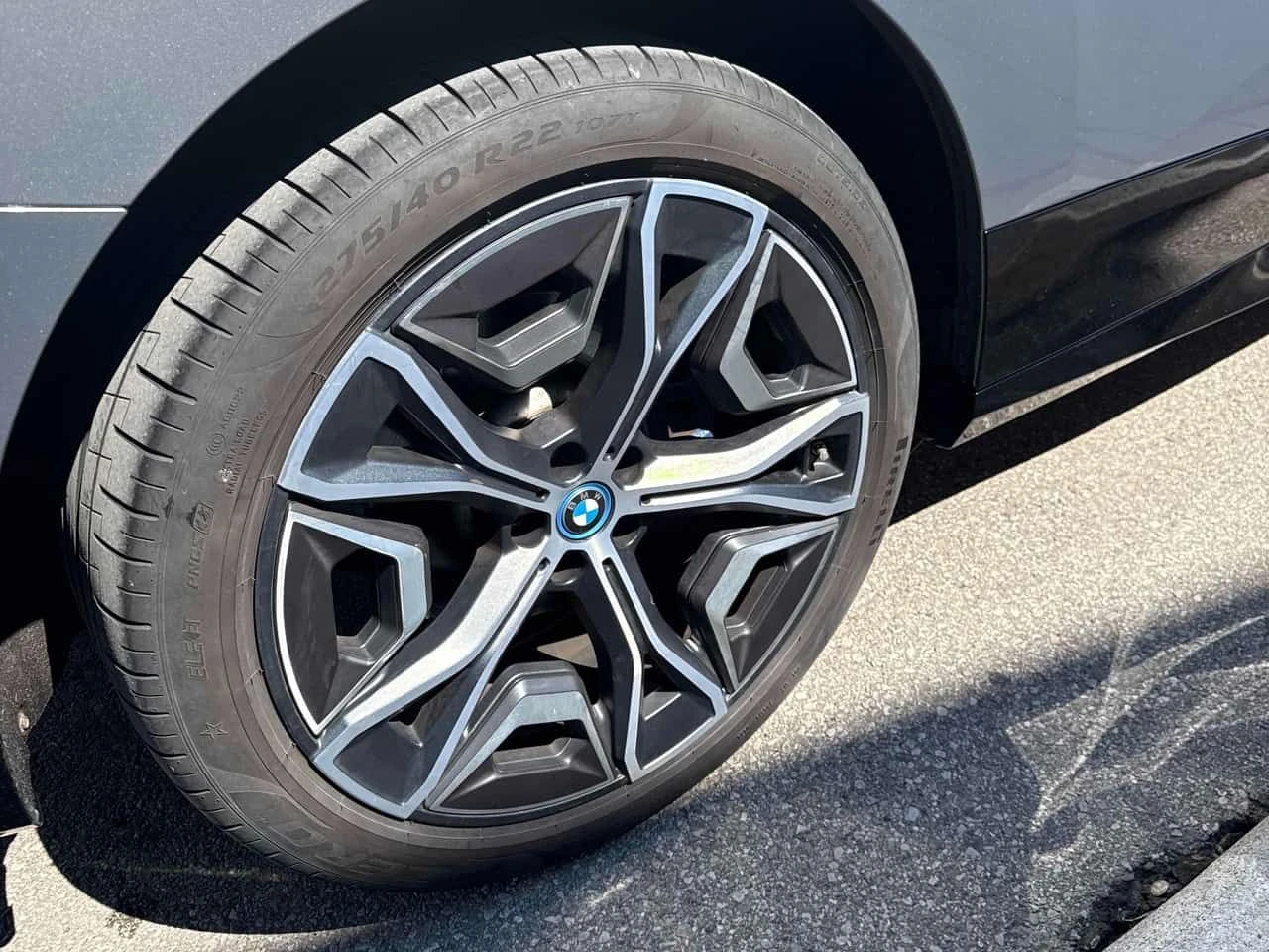 BMW iX xDrive50  CARFAX, снимка 7 - Автомобили и джипове - 54596405