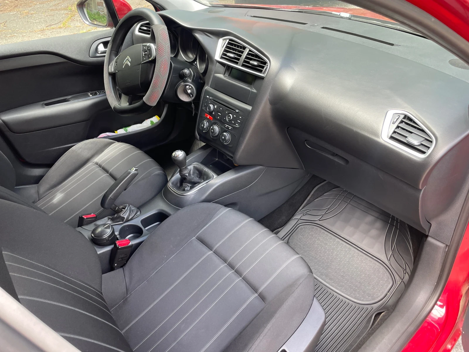 Citroen C4 1.4, снимка 17 - Автомобили и джипове - 54725493