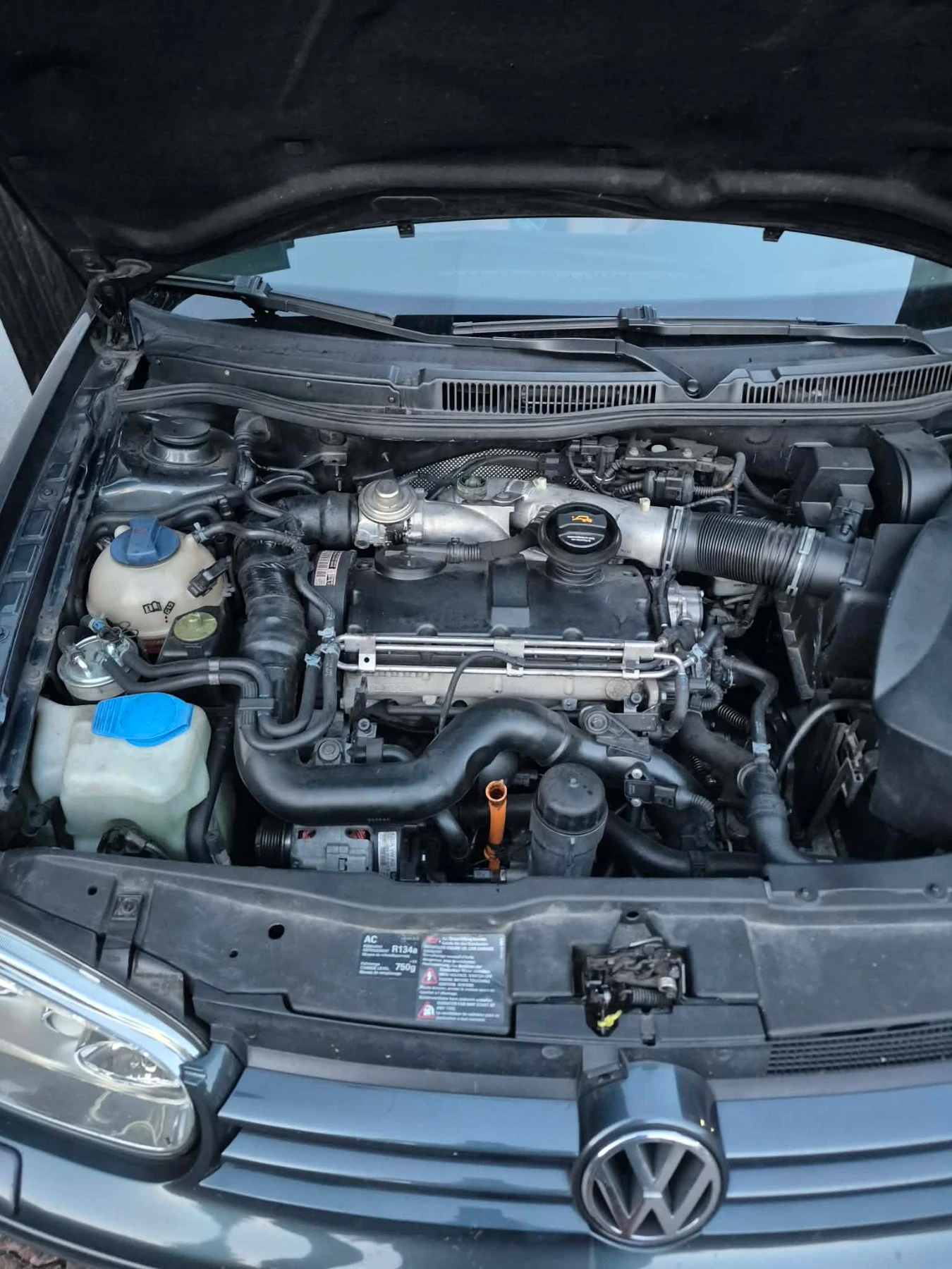 VW Golf, снимка 4 - Автомобили и джипове - 55355101
