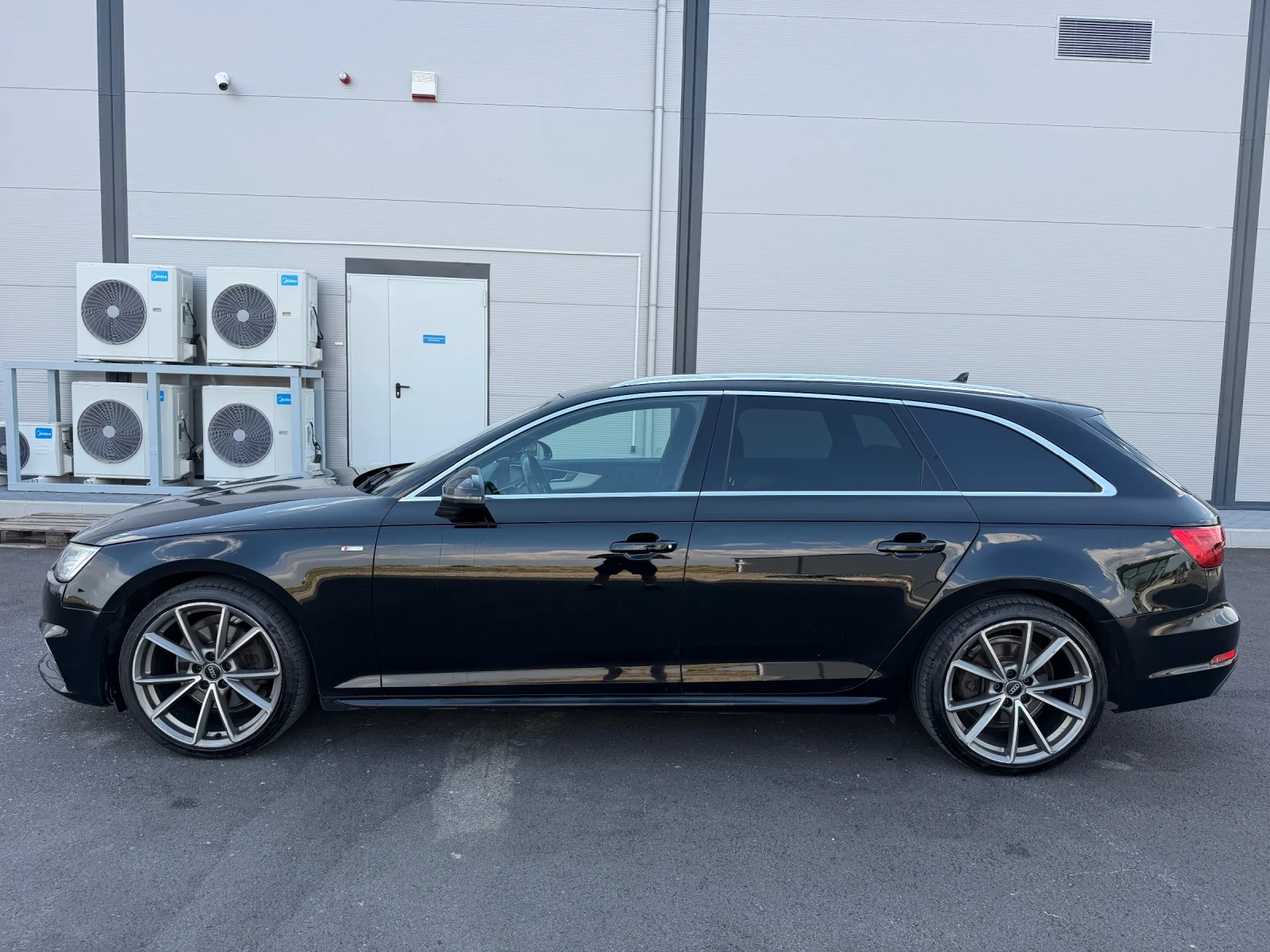 Audi A4 2.0 TDI, 3x s-line, S-tronic, Matrix!!!, снимка 3 - Автомобили и джипове - 55380884