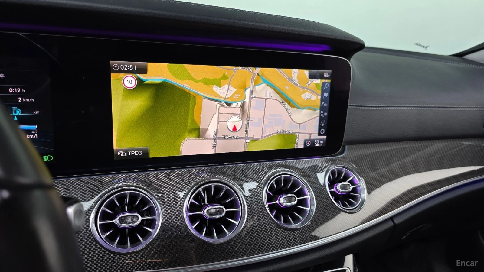 Mercedes-Benz CLS 300d AMG* HUD* 360* КОЖА* НАВИ* ПАНО, снимка 11 - Автомобили и джипове - 55446190