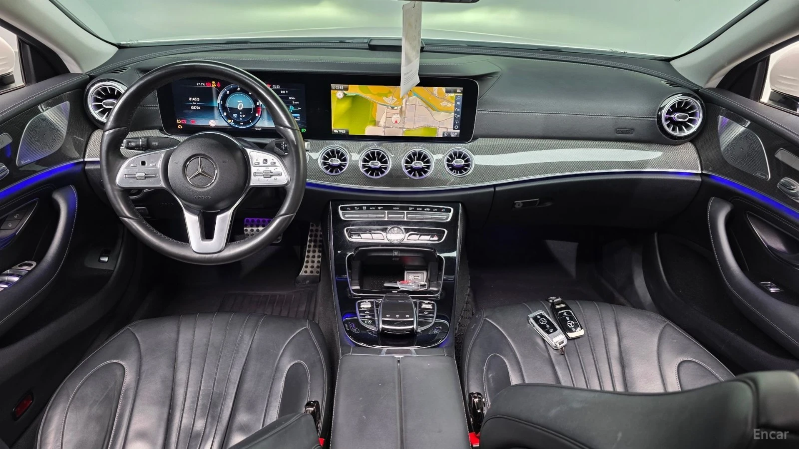 Mercedes-Benz CLS 300d AMG* HUD* 360* КОЖА* НАВИ* ПАНО, снимка 5 - Автомобили и джипове - 55446190