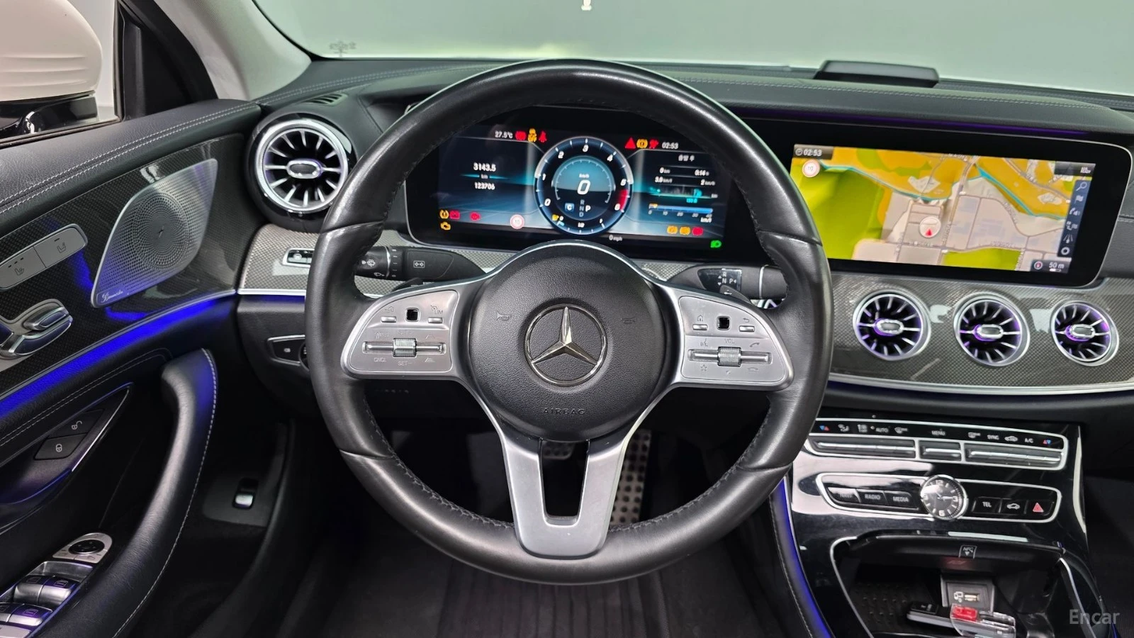 Mercedes-Benz CLS 300d AMG* HUD* 360* КОЖА* НАВИ* ПАНО, снимка 10 - Автомобили и джипове - 55446190