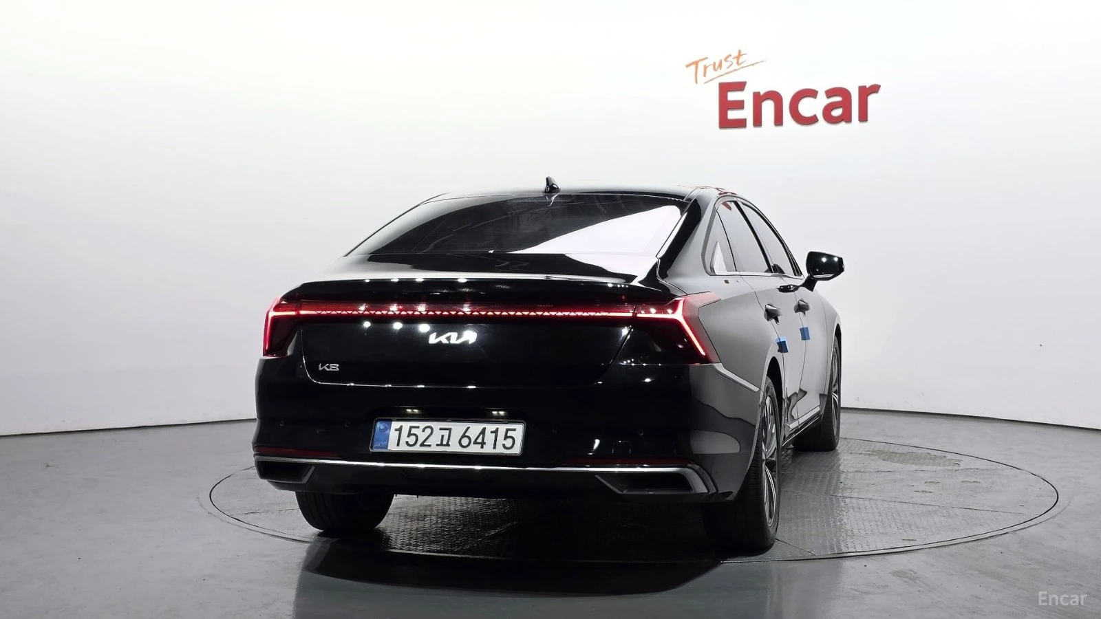 Kia K8 3.5* NOBLESSE* КОЖА* ПОДГРЕВ* КАМЕРА* ОБДУХВАНЕ* L, снимка 4 - Автомобили и джипове - 55532589