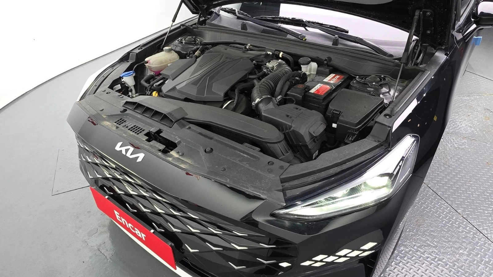 Kia K8 3.5* NOBLESSE* КОЖА* ПОДГРЕВ* КАМЕРА* ОБДУХВАНЕ* L, снимка 5 - Автомобили и джипове - 55532589