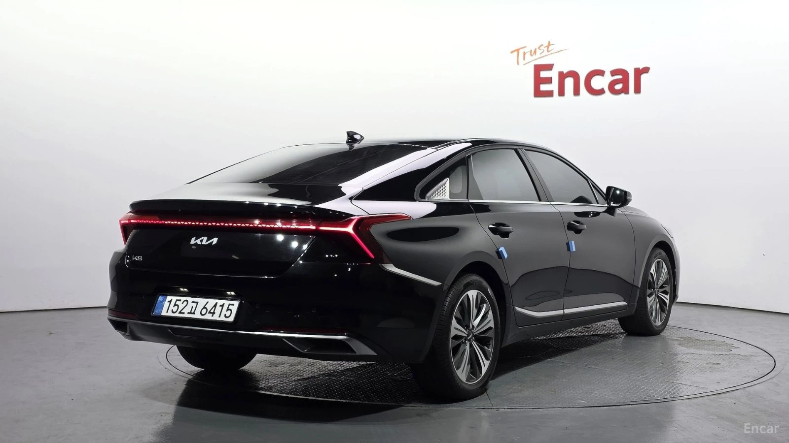 Kia K8 3.5* NOBLESSE* КОЖА* ПОДГРЕВ* КАМЕРА* ОБДУХВАНЕ* L, снимка 2 - Автомобили и джипове - 55532589