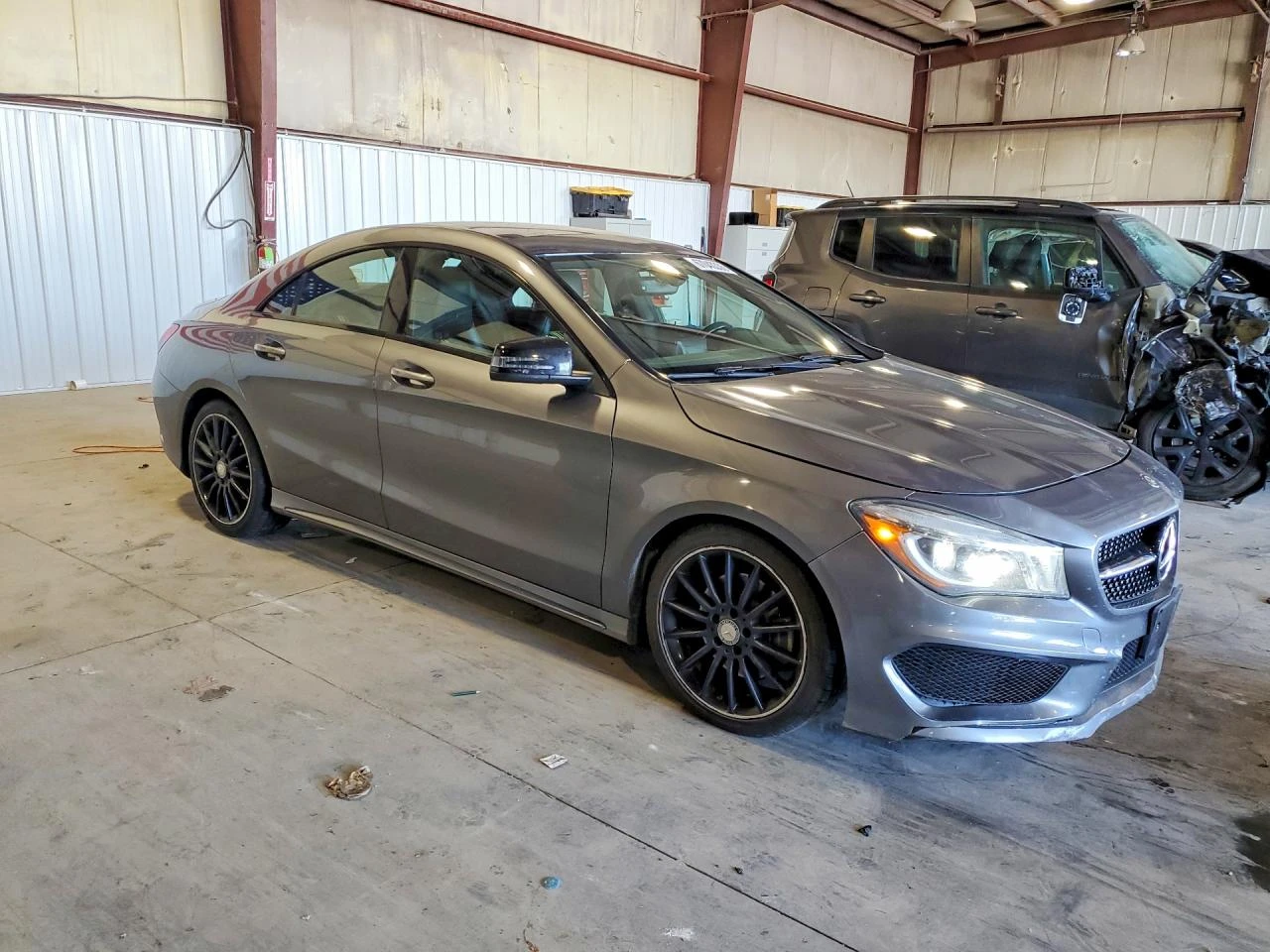 Mercedes-Benz CLA 250 2.0l, снимка 4 - Автомобили и джипове - 56571473