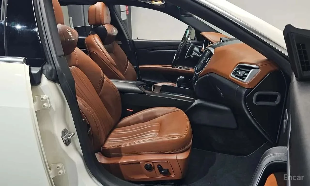 Maserati Ghibli, снимка 5 - Автомобили и джипове - 56689908