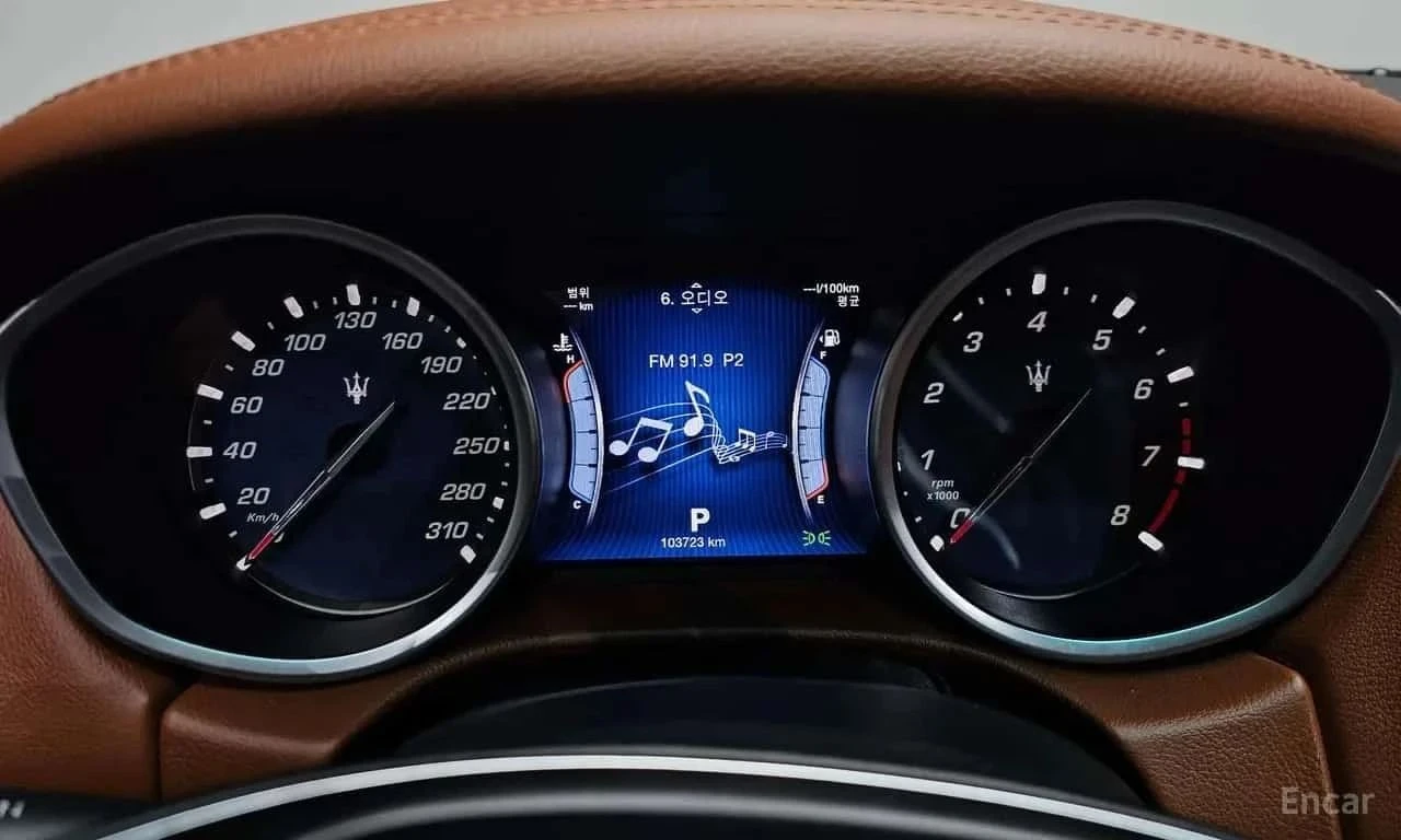 Maserati Ghibli, снимка 9 - Автомобили и джипове - 56689908