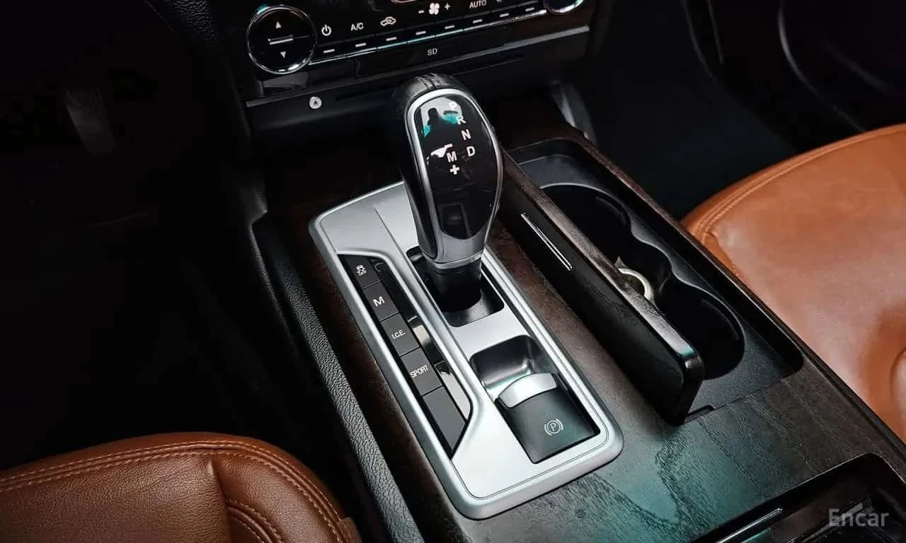 Maserati Ghibli, снимка 14 - Автомобили и джипове - 56689908