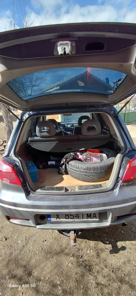 Mitsubishi Outlander, снимка 16 - Автомобили и джипове - 53431240