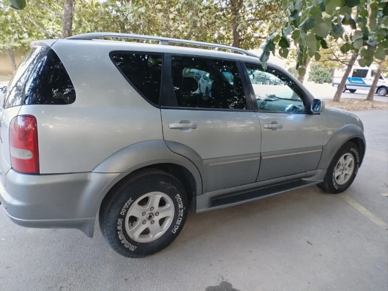 SsangYong Rexton, снимка 3 - Автомобили и джипове - 51927589