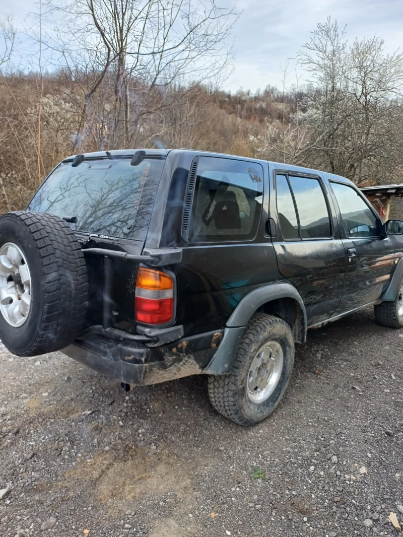 Nissan Terrano 2, 700, снимка 2 - Автомобили и джипове - 52556606