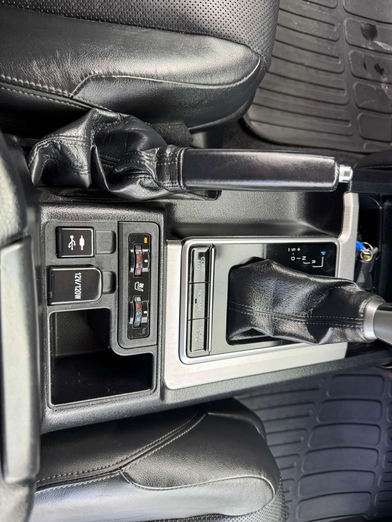 Toyota Land cruiser KEYLESS, DISTRONIC.ПОДГРЕВ.ОБДУХ.БАРТЕР!!!, снимка 14 - Автомобили и джипове - 52169596