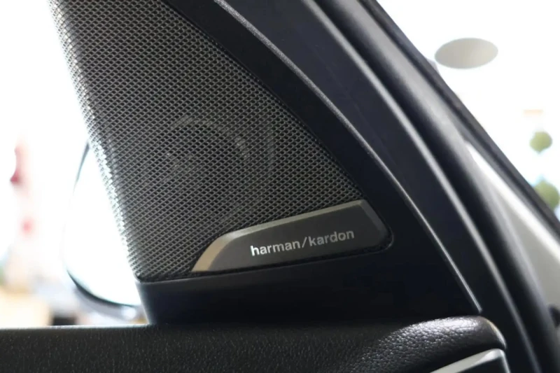 BMW X3 30i* М-Pack* Head-up* Harman/Kardon* Подгрев* Пано, снимка 14 - Автомобили и джипове - 52693664