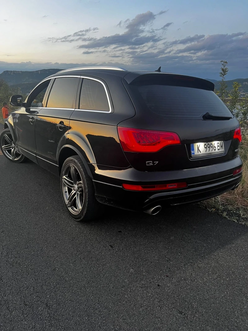 Audi Q7 4.2TDI 7Места, снимка 5 - Автомобили и джипове - 52896292