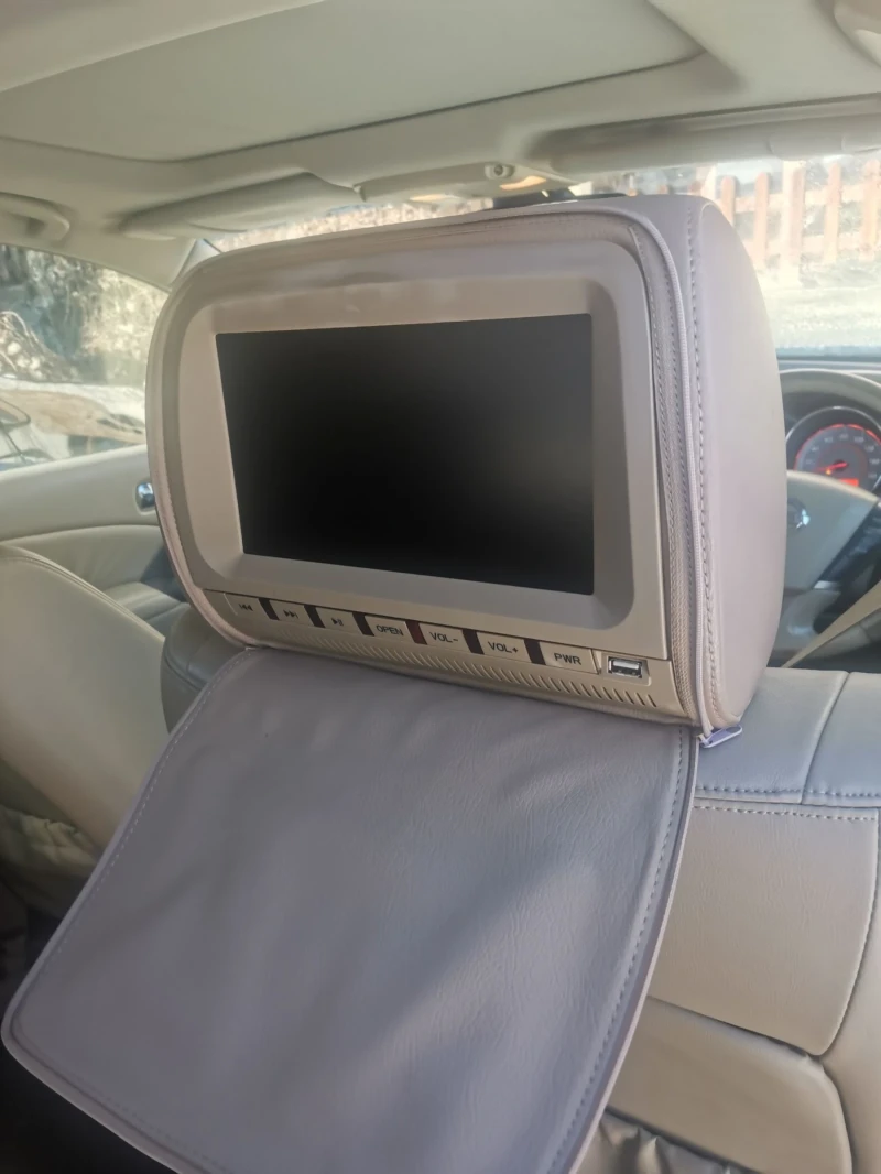 Nissan Murano, снимка 10 - Автомобили и джипове - 53250040