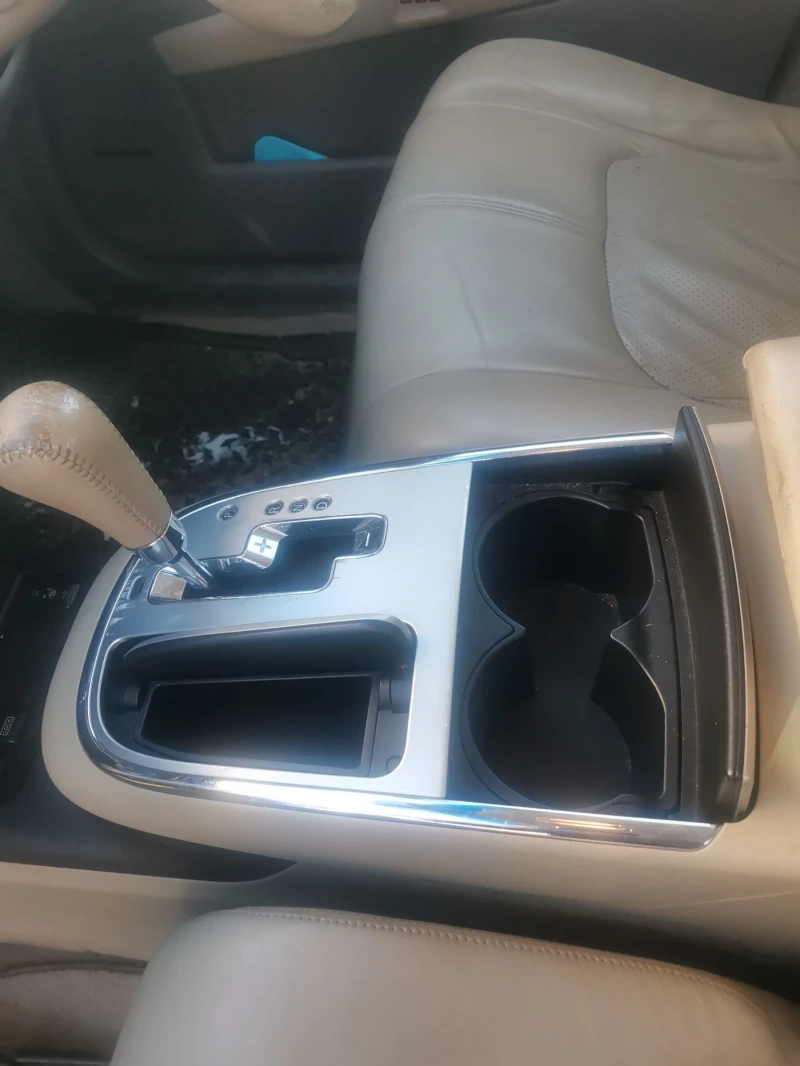 Nissan Murano, снимка 8 - Автомобили и джипове - 53250040