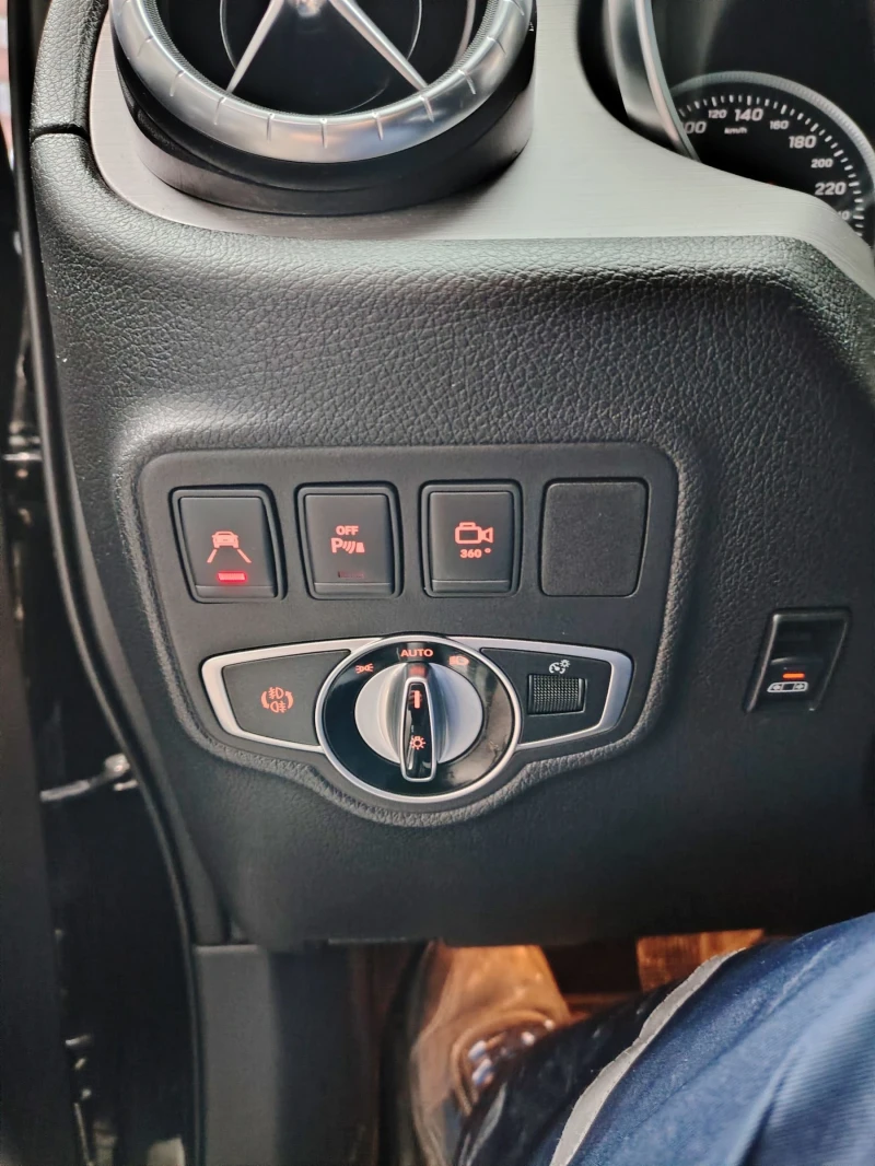 Mercedes-Benz X-Klasse 250 D 4 Matic, снимка 13 - Автомобили и джипове - 53265972