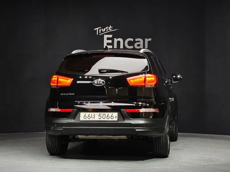 Kia Sportage Sportage R Diesel 2Wd Trendy, снимка 4 - Автомобили и джипове - 55183877