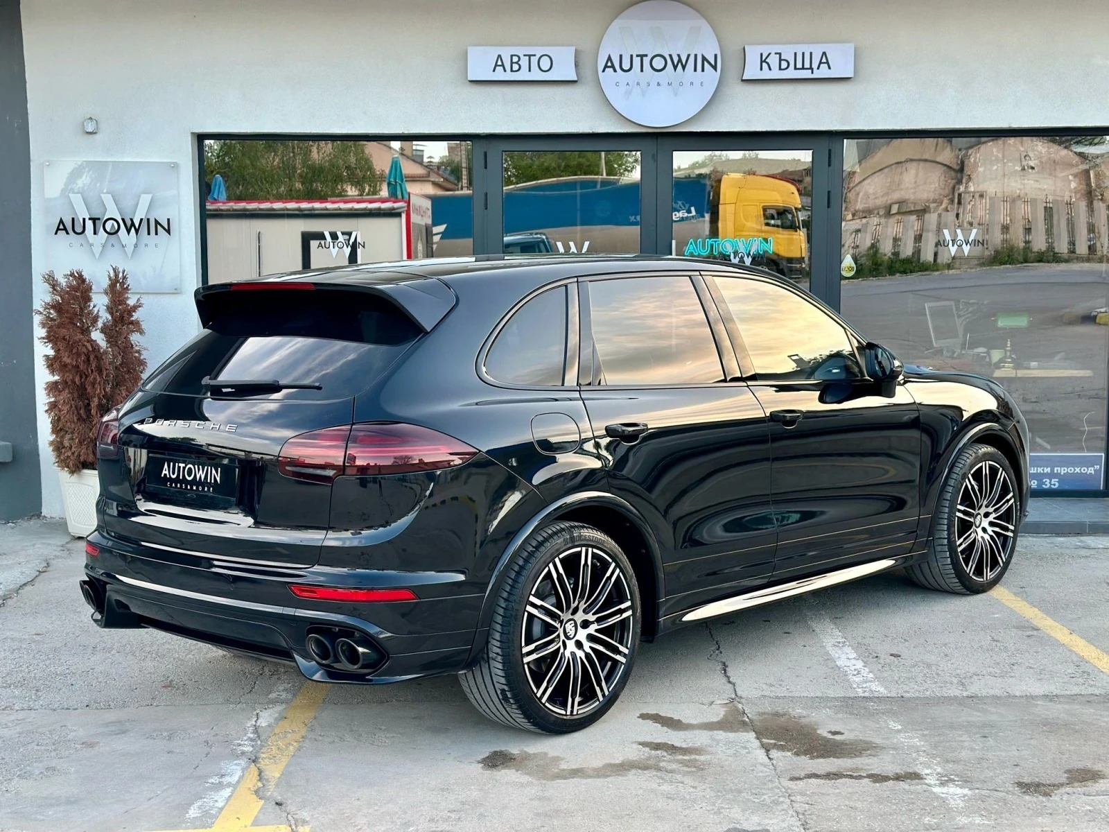 Porsche Cayenne S 4.2 d GTS  - изображение 7