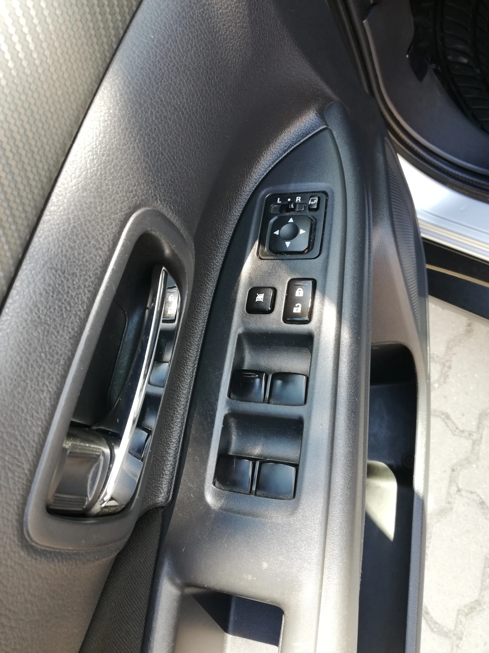 Mitsubishi Outlander 150 хил. км. - изображение 8