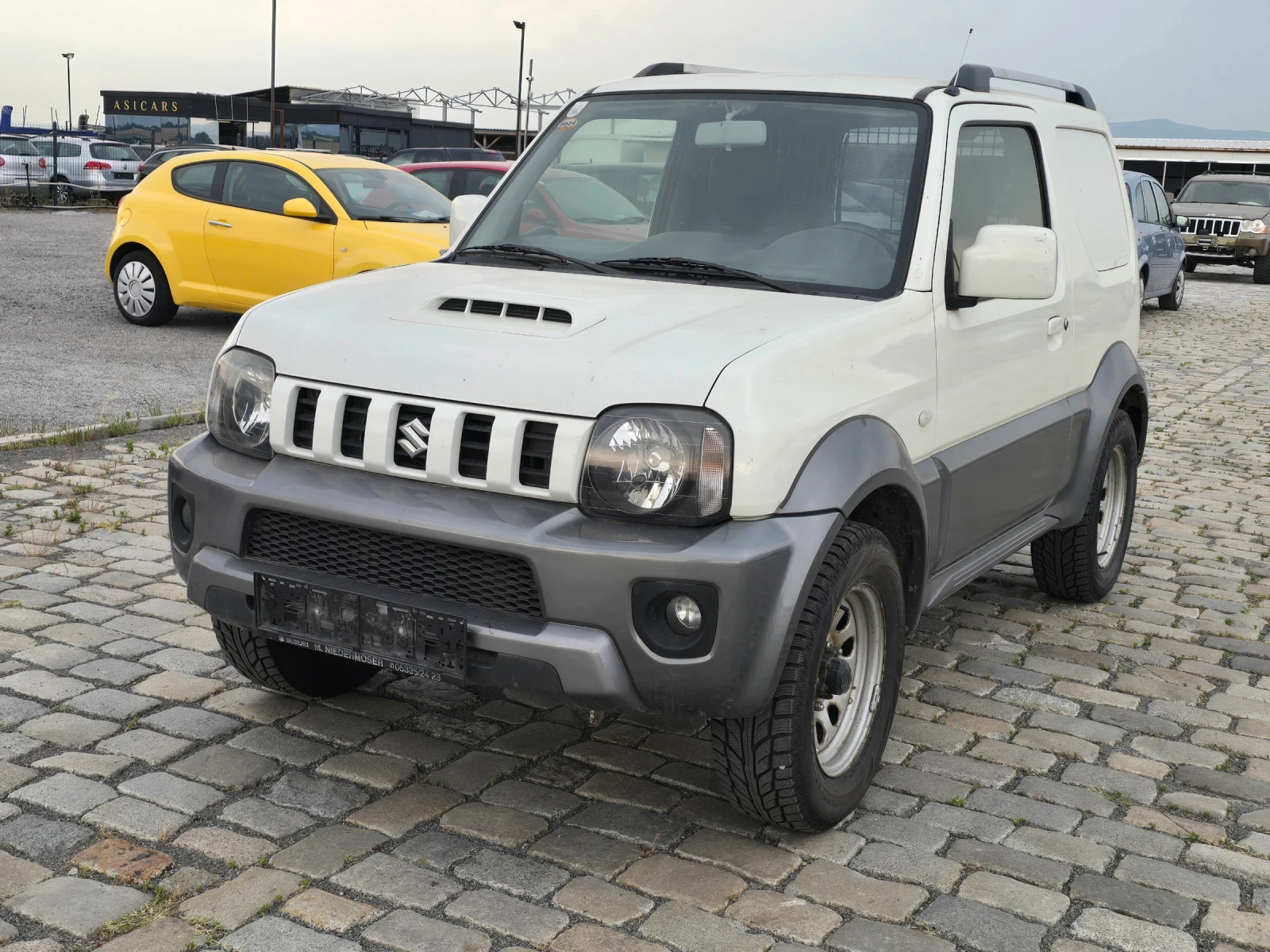 Suzuki Jimny 1.3i 4x4 ТОВАРЕН N1 120900 км. ЕВРО 5 - изображение 3