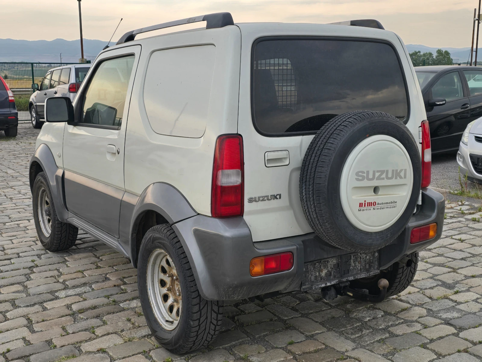 Suzuki Jimny 1.3i 4x4 ТОВАРЕН N1 120900 км. ЕВРО 5 - изображение 8
