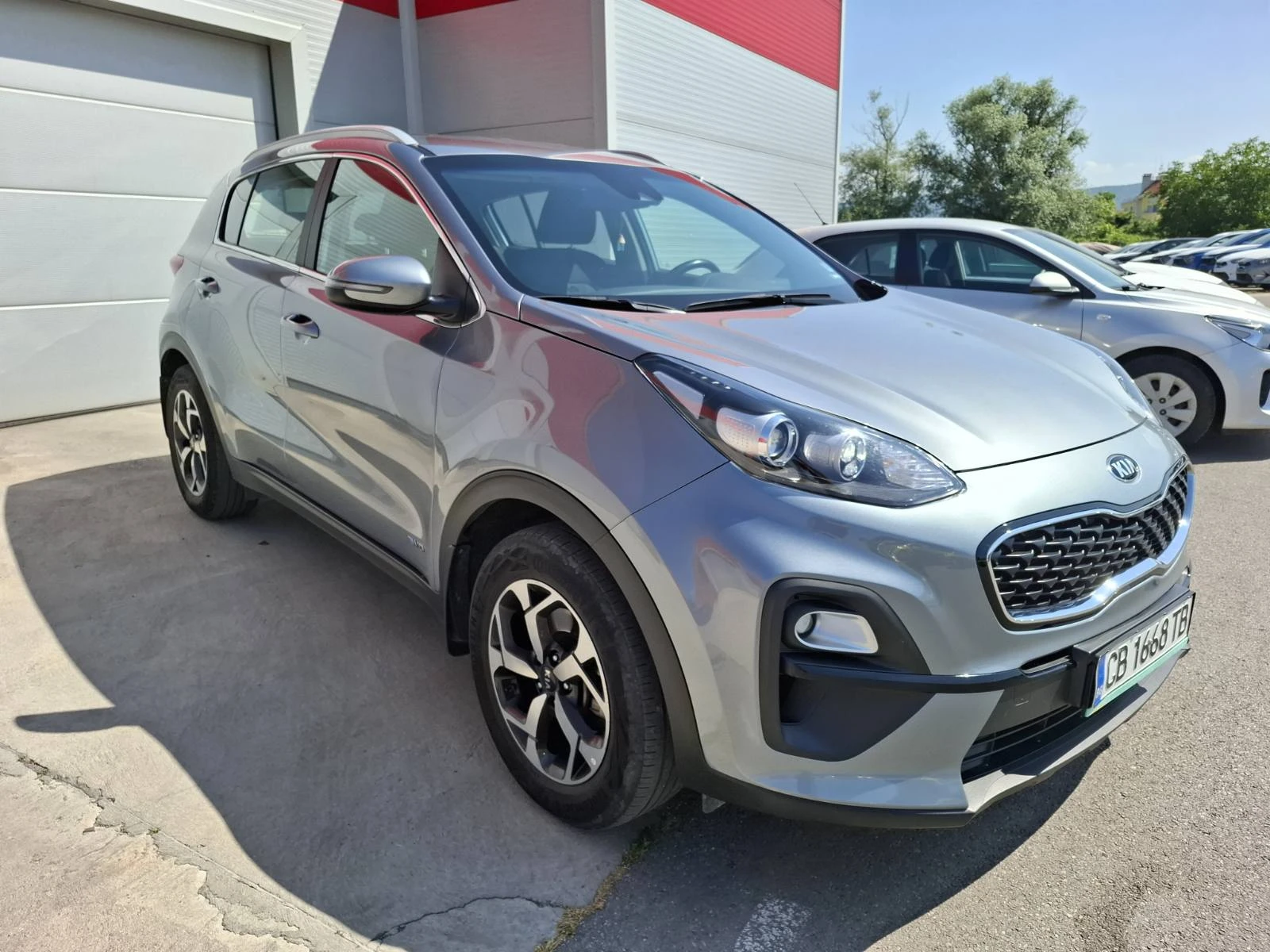 Kia Sportage 1.6 T-gdi Гаранция - изображение 3