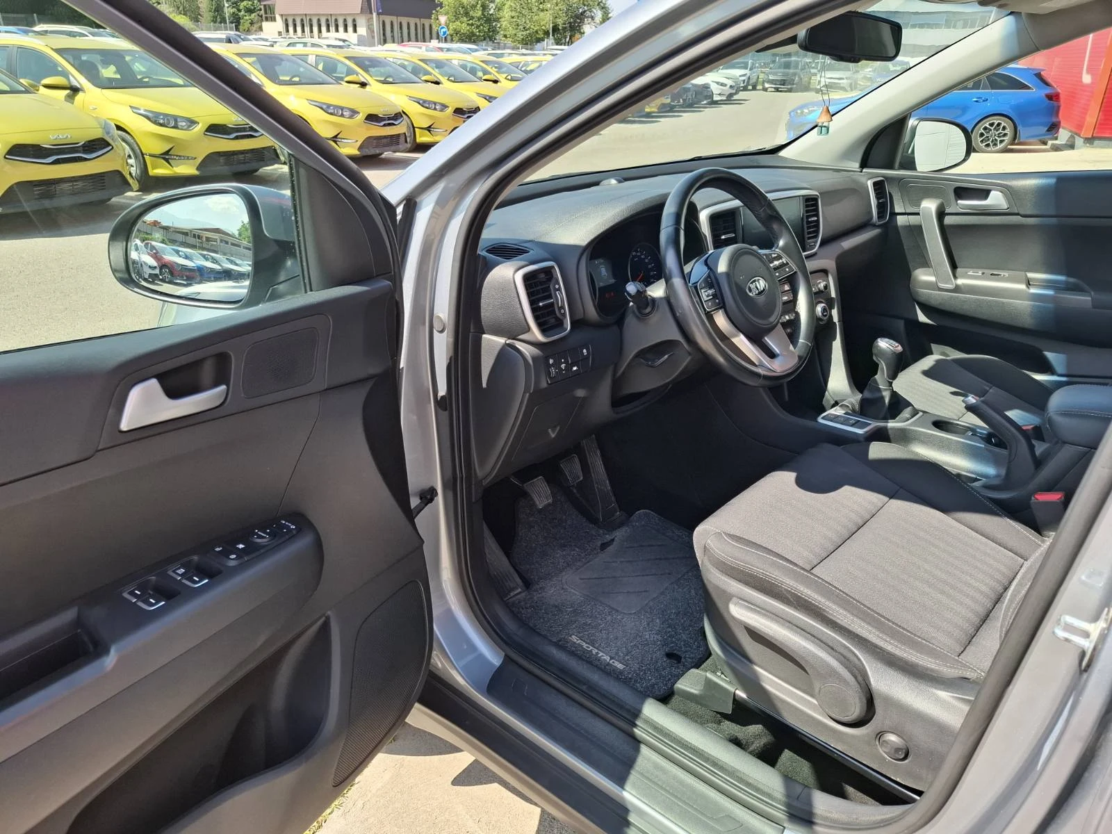 Kia Sportage 1.6 T-gdi Гаранция - изображение 9